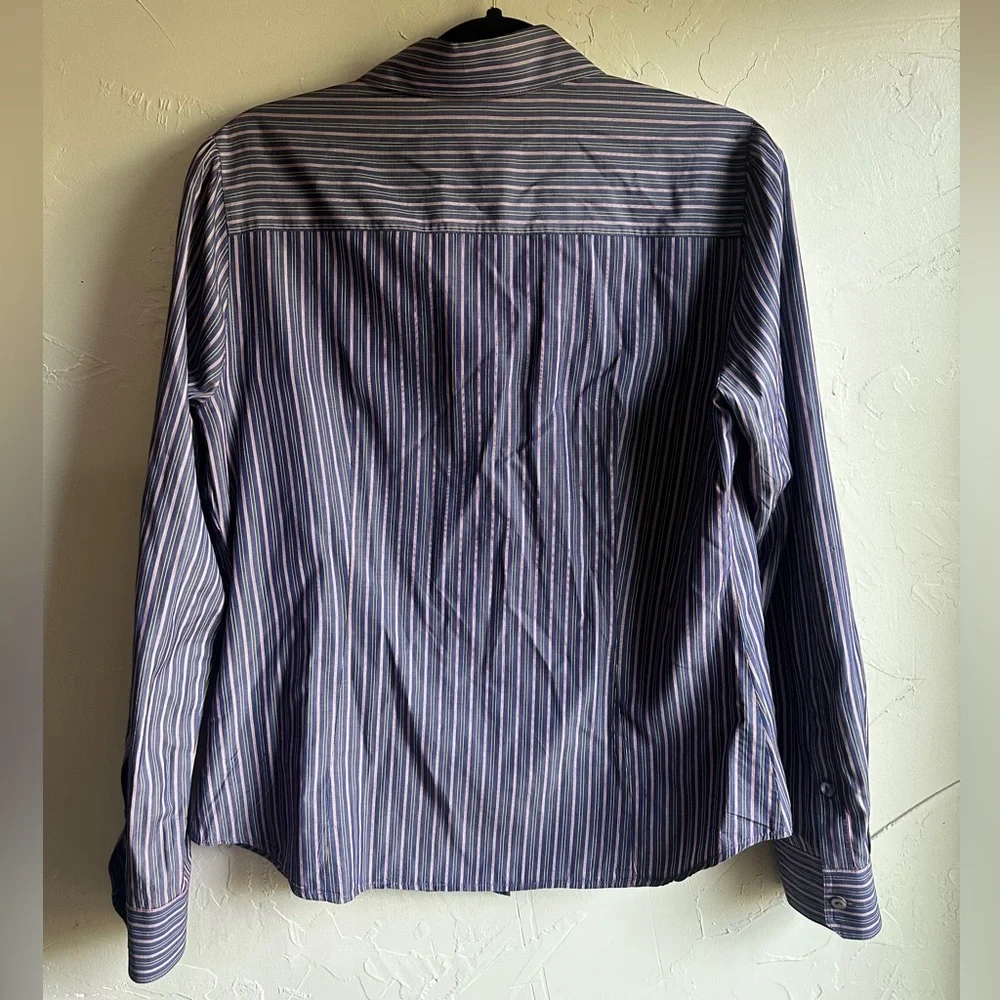 Lafayette 148‎ Women’s Button Down Shirt Blue and Red Pinstripes Open Top Sz 10 - Picture 2 of 15